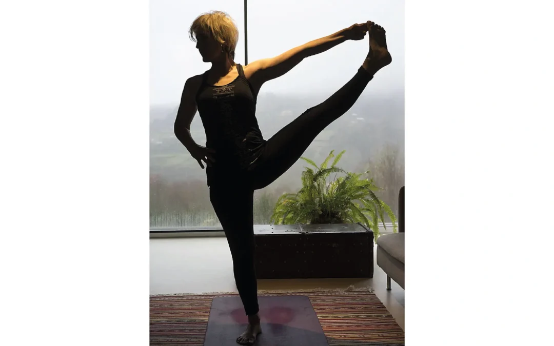 SOMOS CUERPO: taller terapéutico a través del yoga y la escucha corporal